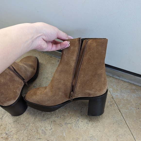 By Far Ellen Cognac Suede Boots Size 37 - Picture 4 of 7